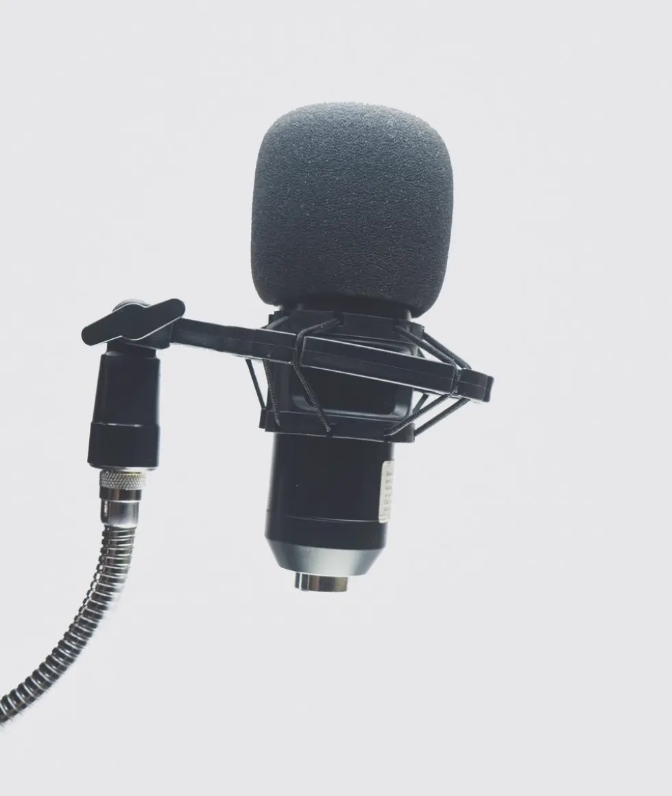 Fra ekko i stua til rolig lyd: Marits videopodkast